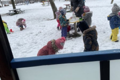 UTRINKI MESECA FEBRUARJA
